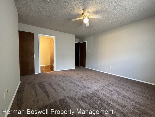 Building Photo - 2 br, 2 bath House - 1007 Southmoor Dr