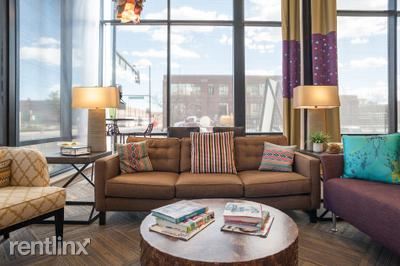 Building Photo - 275 S Cherokee St