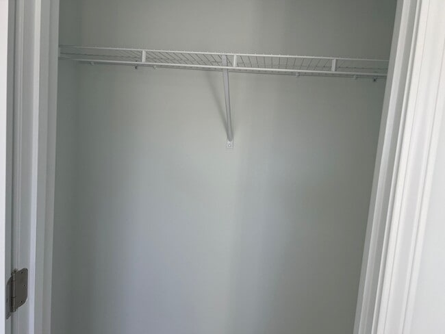 Building Photo - 1456 Jay Rd