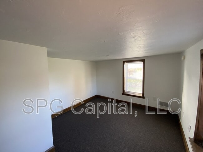 Building Photo - 2764 Heidlersburg Rd