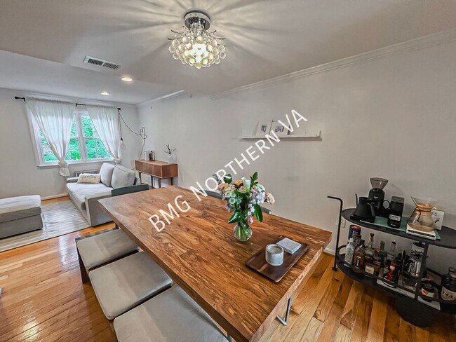 Building Photo - 7711 Trevino Ln
