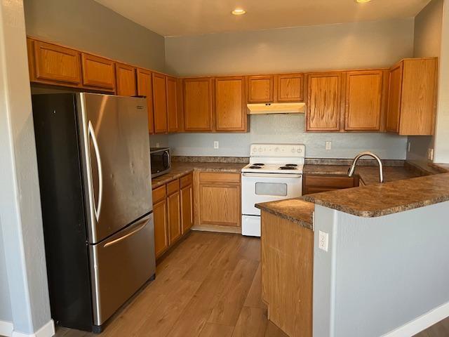 Building Photo - 9428 S 35th Glen