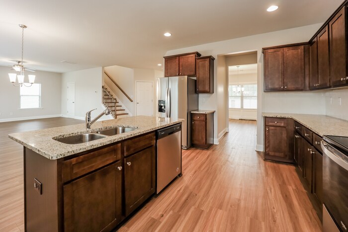 Building Photo - 6361 Flat Rock Ln