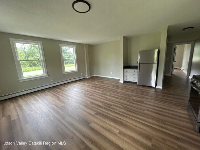 Building Photo - 173 S Amenia Rd