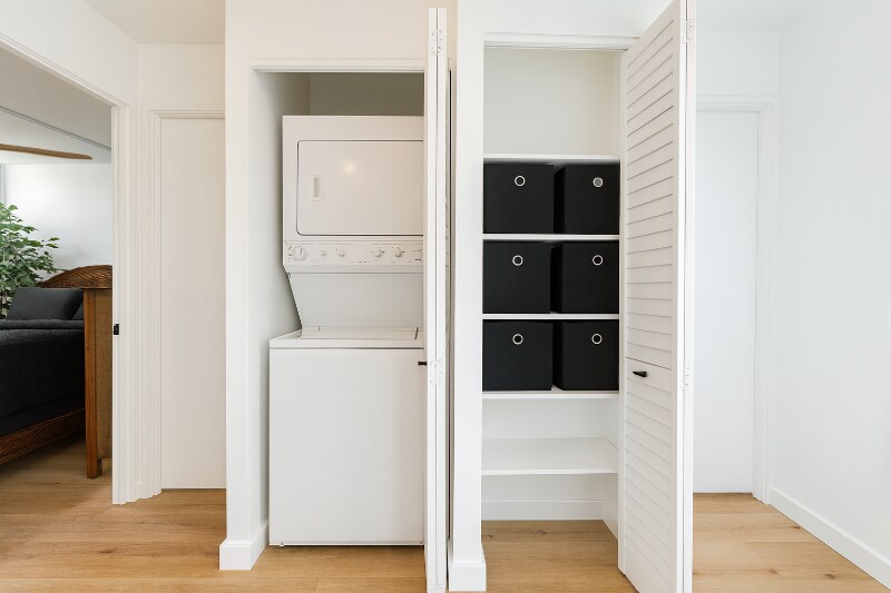 Building Photo - 975 Ala Lilikoi St