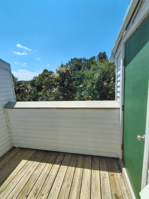 Building Photo - 600 Reusens Rd