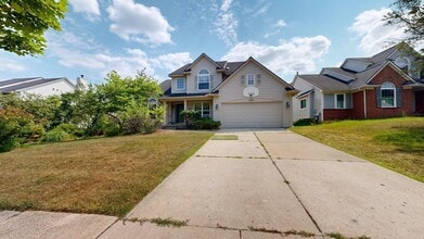 Building Photo - 4890 N Ridgeside Cir