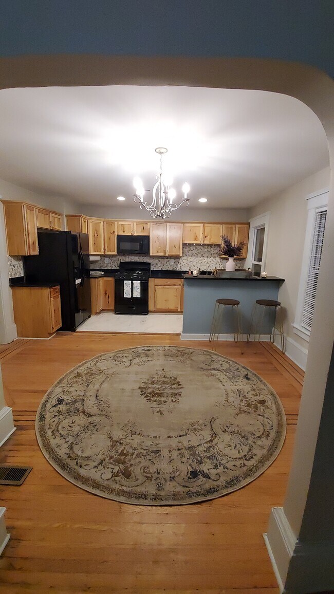Kitchen and open dining room - 1606 E 85th St