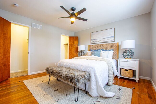 Building Photo - Beautifully Renovated with Lots of Space! 3 Bedroom / 2 Bath Ranch in Blair!