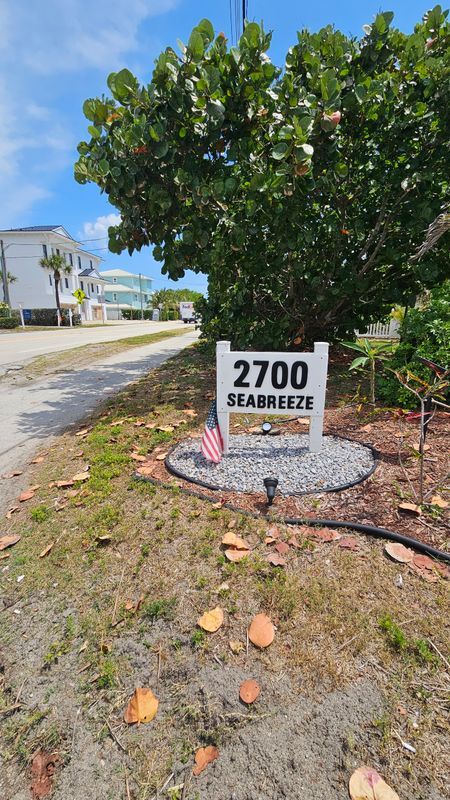 Building Photo - 2700 Jimmy Buffett Mem Hwy
