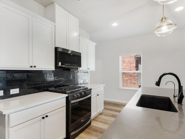 Building Photo - 3626 Doramus Dr