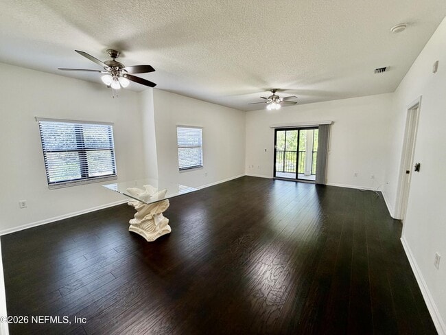 Building Photo - 104 Laurel Wood Way