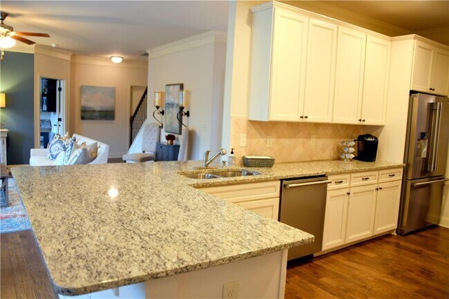 Building Photo - 5730 Lanier Valley Pkwy