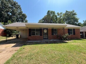 Building Photo - 7606 Rockingham Dr