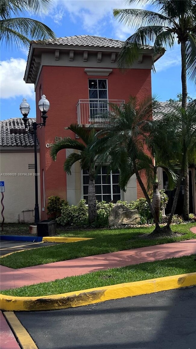 Building Photo - 8290 Lake Dr