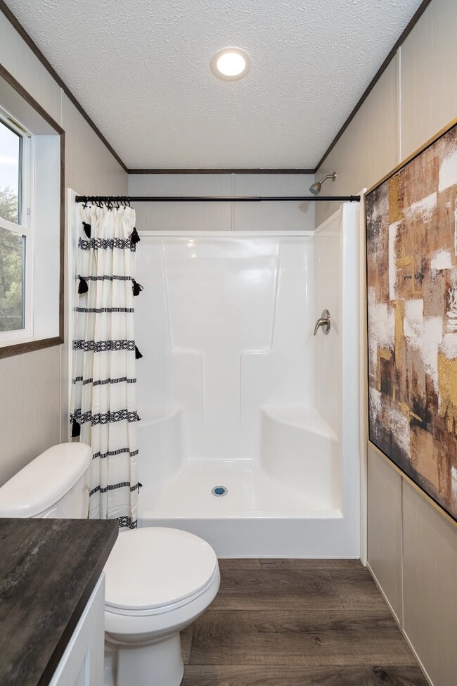 Building Photo - 136 Court Rd