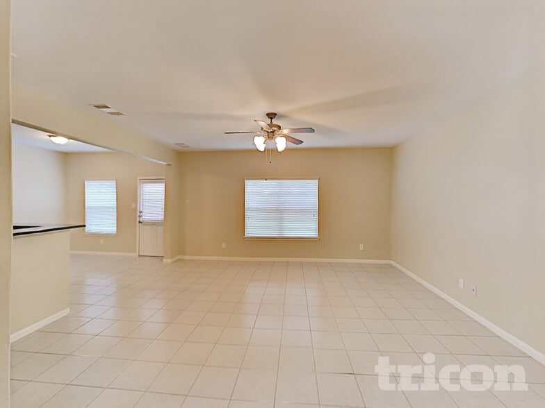 Building Photo - 600 Totem Trail Dr