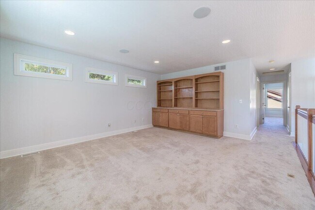 Building Photo - 4611 Trailane Dr