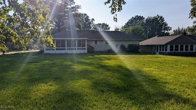 Building Photo - 523 Harris Rd