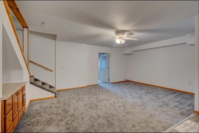 Building Photo - Dunkerton