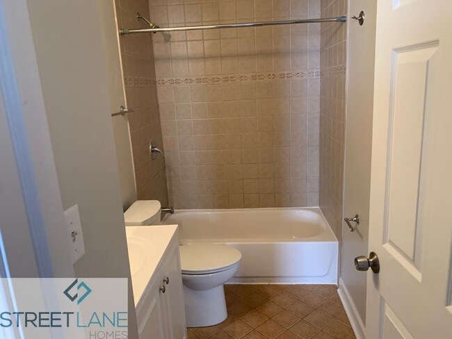 Building Photo - Charming 3 Bedroom in Columbus!