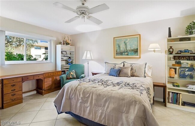 Building Photo - 27249 Pullen Ave