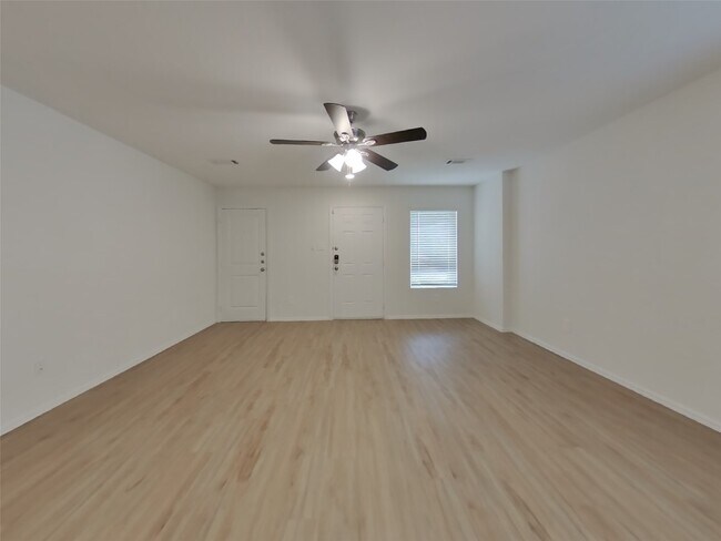 Building Photo - 17122 Quaking Aspen Ln