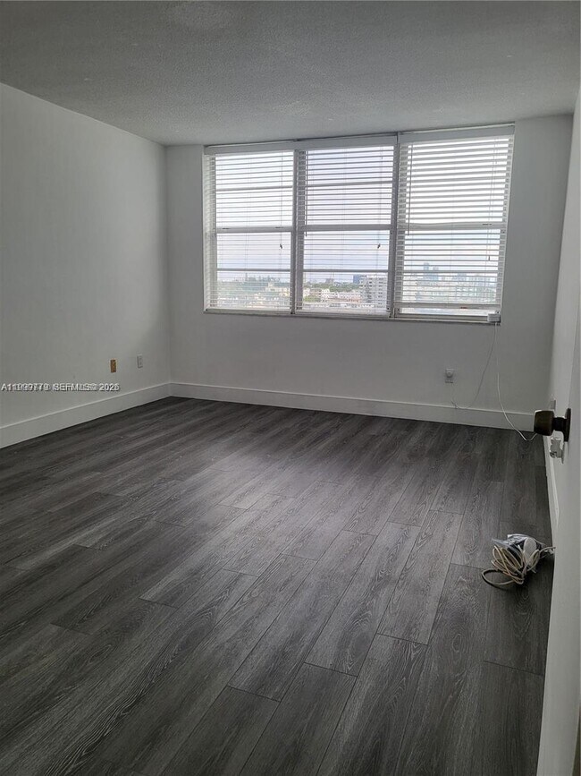 Building Photo - 1865 79th Street Causeway