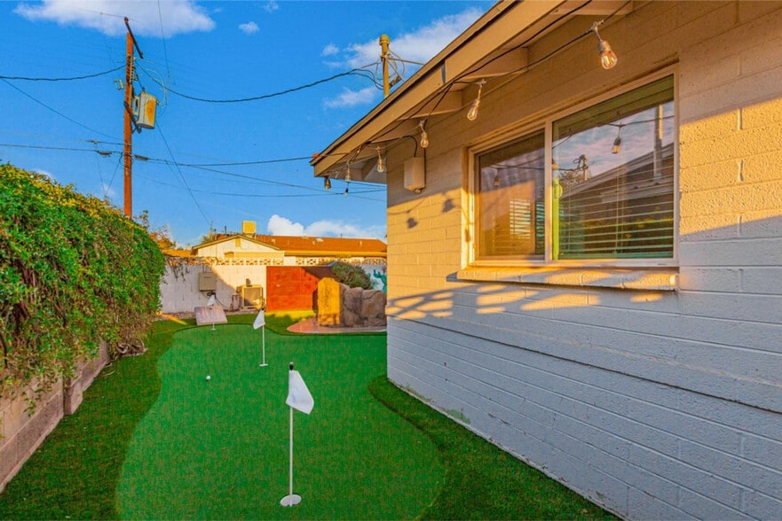 Building Photo - 7312 E Villa Way