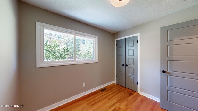 Building Photo - 505 W Rhode Island Ave