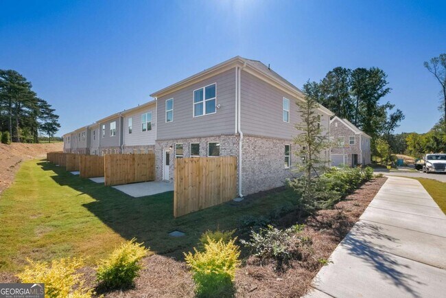 Building Photo - 3741 Denton Dr