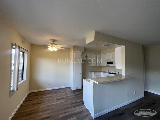 Dining Area - 268 Santa Anita Ave