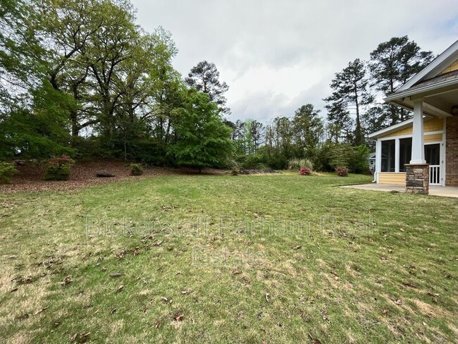 Building Photo - 7073 Spring Walk Dr