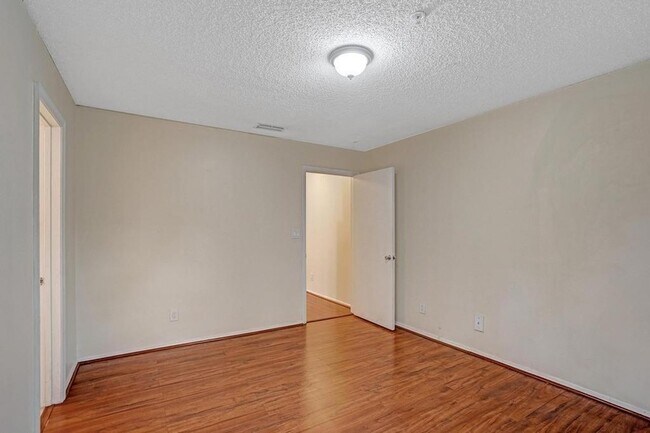 Building Photo - 2301 N Congress Ave