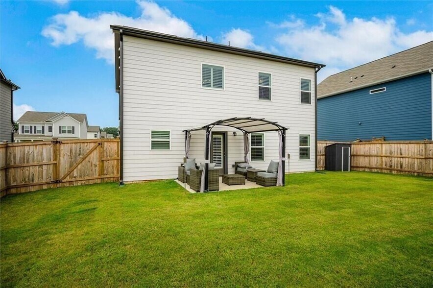 Building Photo - 317 Lucyanna Ln