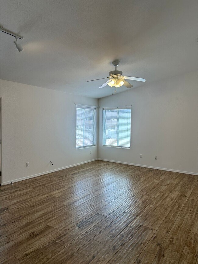 Building Photo - Long Term unfurnished - Pets allowed - Ple...