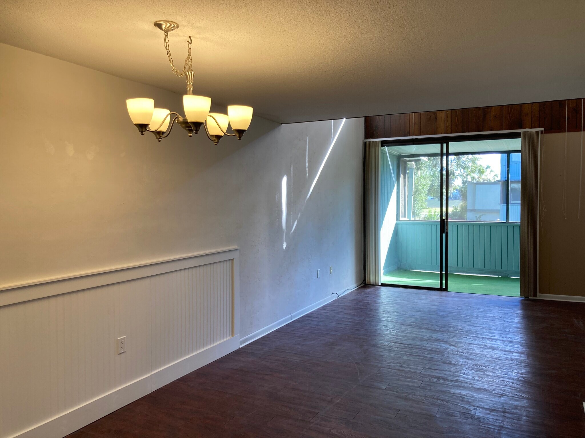 Building Photo - 705 SW 75th St