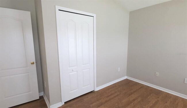 Building Photo - 15524 Lake Bella Vista Dr