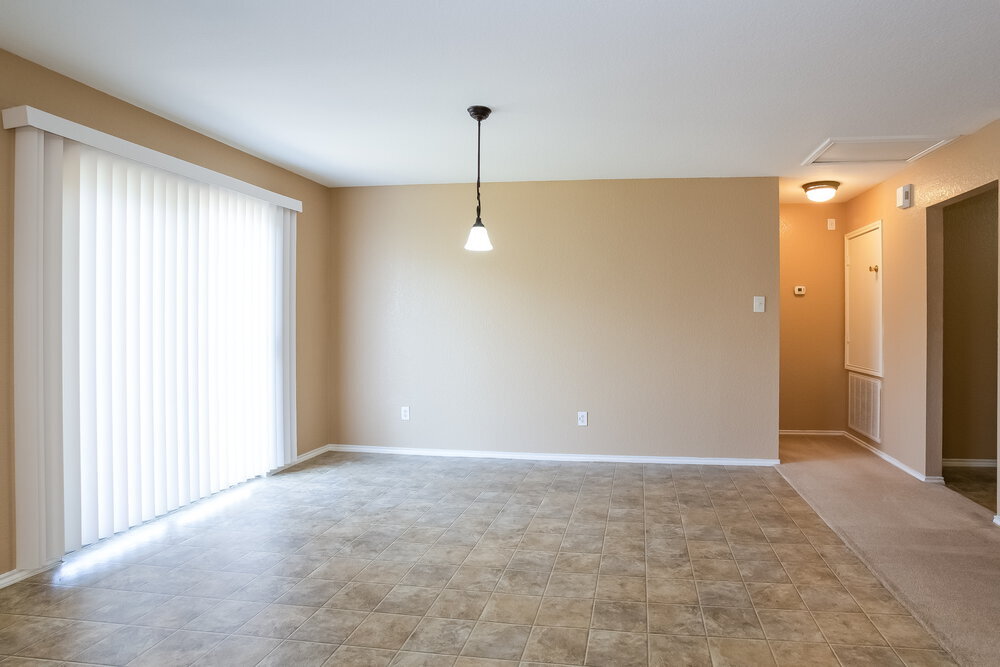 Building Photo - 2034 Vanamen Ct