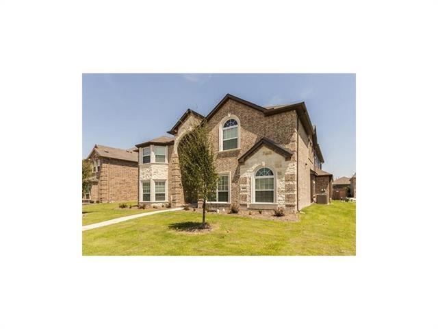 Building Photo - 12060 Grandview Dr