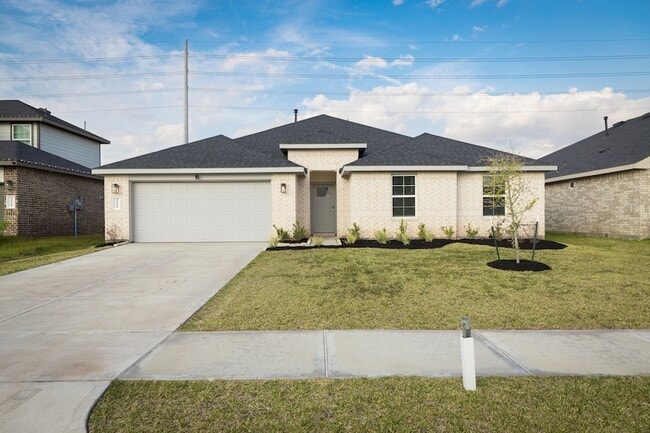 Primary Photo - 31514 Avebury Lake Ln