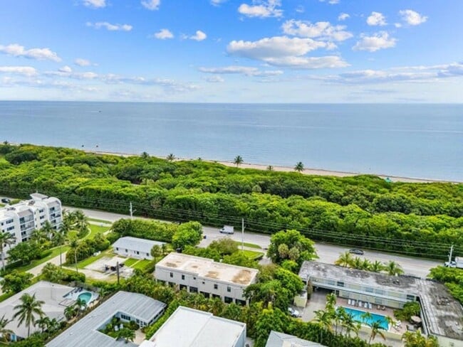 Building Photo - 5610 S Ocean Blvd