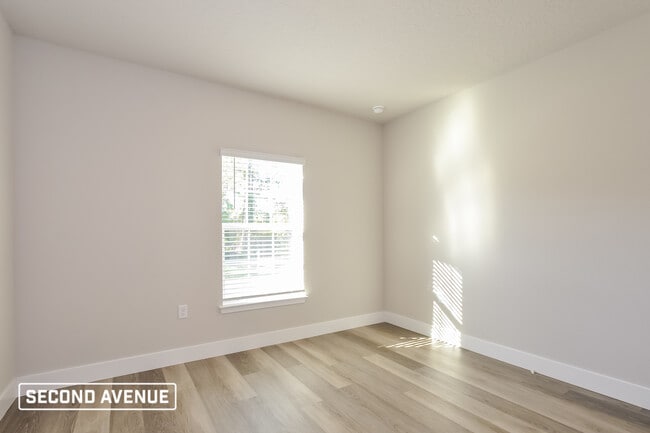 Building Photo - 60 Whippoorwill Dr