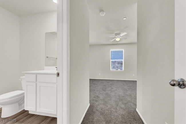 Building Photo - 6065 Amaryllis Fls St