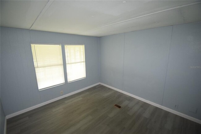 Building Photo - 3925 Ewell Rd