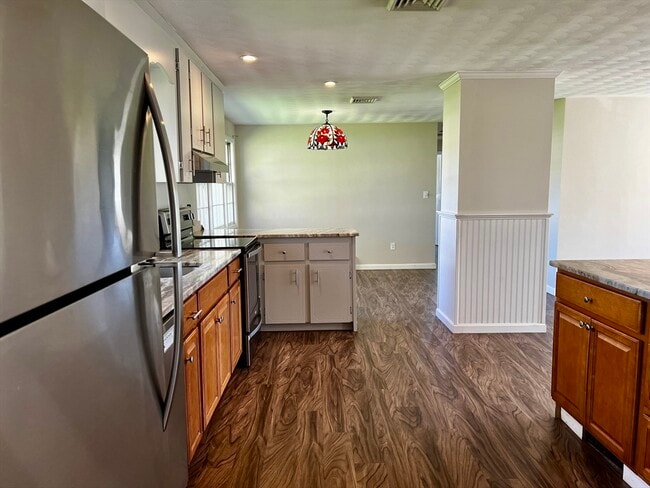 Building Photo - 1 Perkins Rd