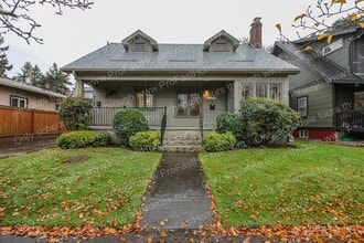 Building Photo - 5934 N Missouri Ave