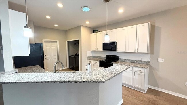 Building Photo - 5432 Hogan Ln