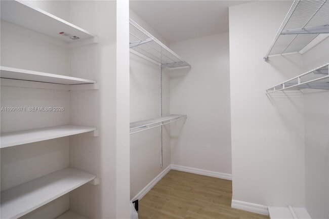 Building Photo - 7915 SW 86th St