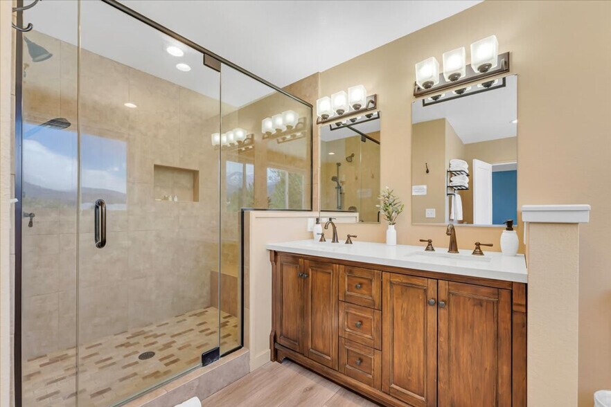 Building Photo - 5445 Tannerwood Dr